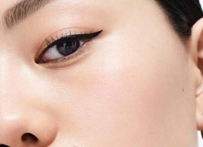 Pakai Eyeliner Bisa PIcu iritasi Mata